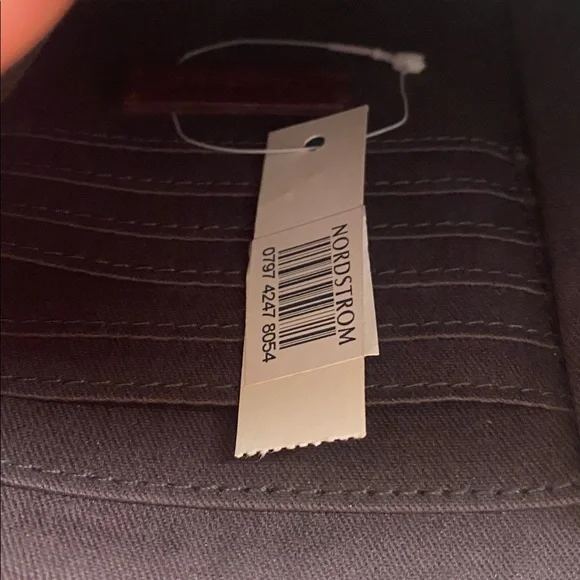 SOLD Madewell Oxblood Leather Zip Pouch • 8.5” x 5.5” - Picture 7 of 11